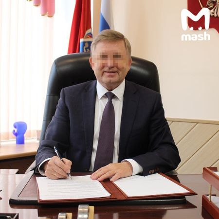 https://static.mash.ru/unsafe/rs:fit:600:450/czM6Ly9tYXNoL2ltYWdlLzIwMjUtMDUtMjIvYjNmMGNjNmEtMzI0MS00NTg5LWE5ZDItOTk1OTUzMjM1MWRlLmpwZWc