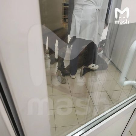 В Лобне в больницу ворвался мужчина с ножом