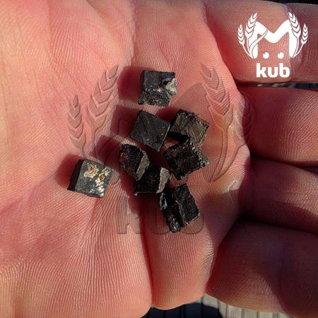 Жители Кубани весь день находят обломки дронов на улицах и в домах