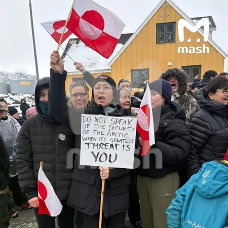 Российские эмигранты и 6 тысяч жителей Гренландии вышли на демонстрации против Трампа