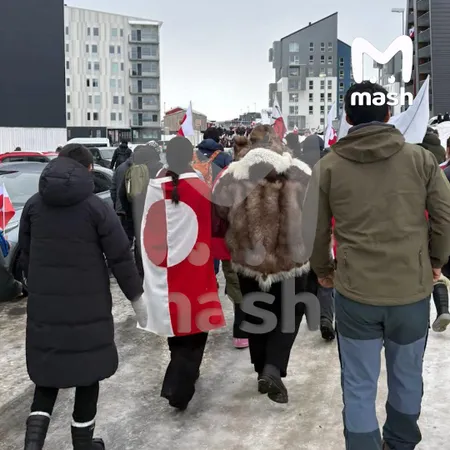 Российские эмигранты и 6 тысяч жителей Гренландии вышли на демонстрации против Трампа