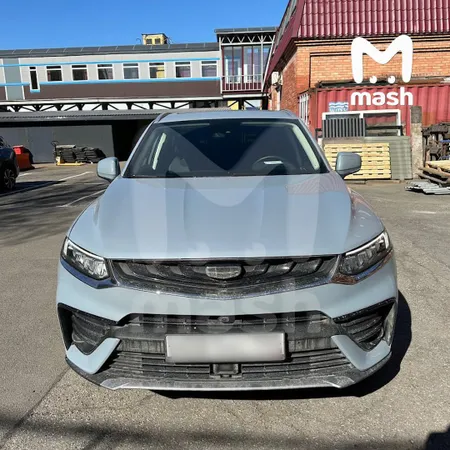 Владелец кроссовера Geely Tugella отсудил у дилера 45 млн рублей, теперь его обвиняют в мошенничестве