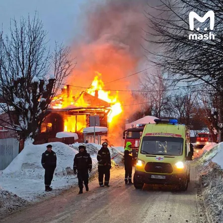 В Серпухове в пожаре в частном доме погибли два человека