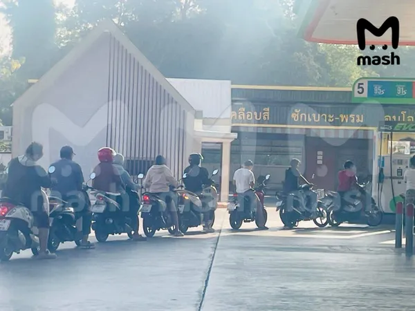 На заправках на Пхукете образовались очереди после новостей о закрытии Ормузского пролива