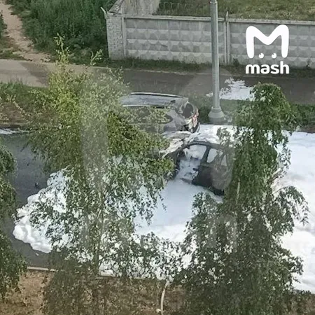 В подмосковной Балашихе взорвали автомобиль, момент попал на видео