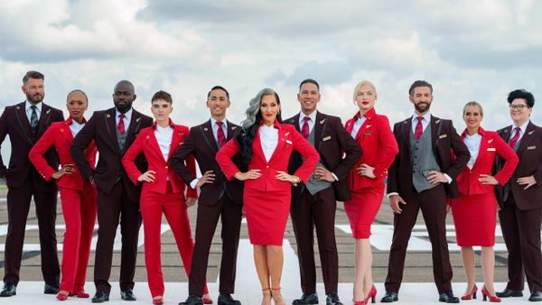 Авиакомпания Virgin Atlantic откажется от нашумевшей формы для экипажа. Но только на один рейс