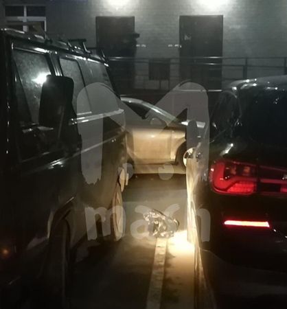 В подмосковных Люберцах во дворе нашли бомбу. Специальный робокоп ФСБ несколько часов разбирал ее. Ваша самая взрывная новость этого утра.