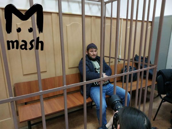 Террориста Магомеда Нурова, подозреваемого во взрывах в московском метро в 2010 году, доставили в суд.