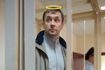 Дмитрий Захарченко не знает, кому принадлежат 9 миллиардов рублей из его квартиры, и предлагает помощь в поиске владельца.