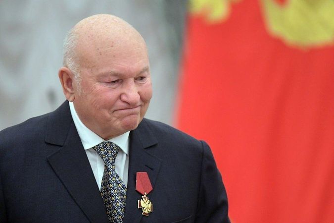 СМИ сообщают о том, что умер экс-мэр Москвы Юрий Лужков. Он был главным по столице с 1992 по 2010 год.