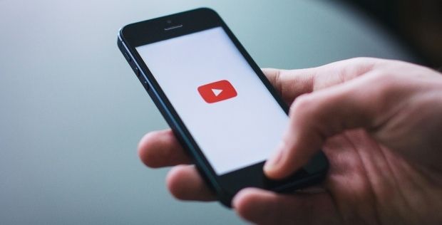 Американский YouTube обвиняют в распространении детской порнографии, да, вы все правильно прочитали.