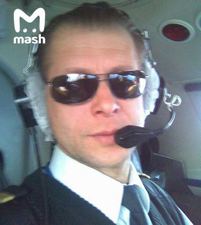 Это Олег Барданов — один из двух погибших при экстренной посадке самолета в Нижнеангарске.