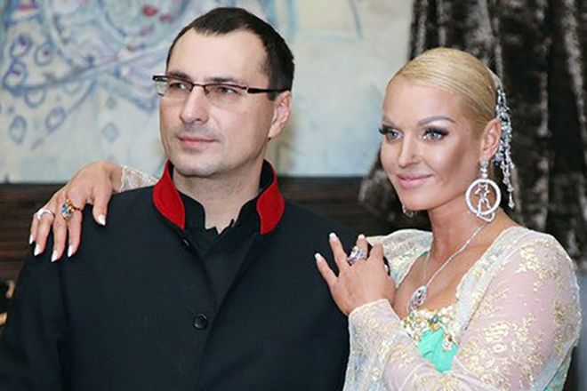 Мужчина, кинувший Волочкову на 100 миллионов рублей, — её бывший муж.