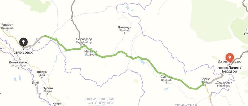 От армянского села Ерасх, где сбили наш вертолёт, до зоны боевых действий — больше 200 километров.