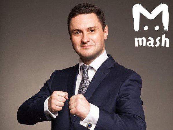 В Москве юрист судится с Аэрофлотом, потому что в его джин не добавили тоника. Сейчас объясним.