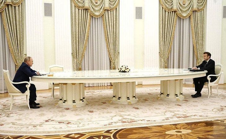 Владимир Путин и Эмманюэль Макрон провели переговоры в Кремле. Собрали главное с пресс-конференции.