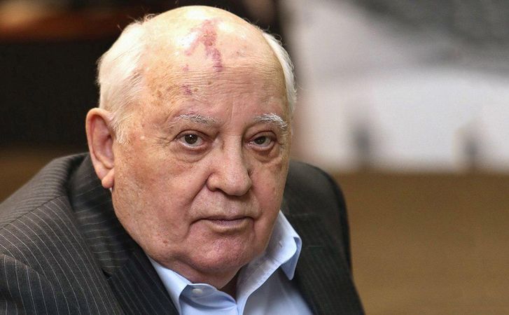 Михаил Горбачев рассказал, что чувствует себя лучше. Первый президент СССР попал в больницу с воспалением легких.