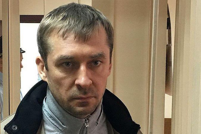 "Нота-банк" подал в суд на подельницу Дмитрия Захарченко.