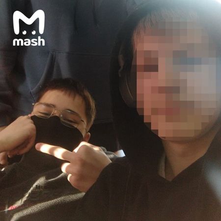 Мальчик, который подорвал бомбу в школе в Челябинской области, собирал взрывчатые устройства больше года. Мама поддерживала хобби сына.