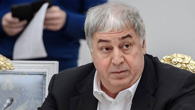 Михаила Гуцериева вызвали на допрос