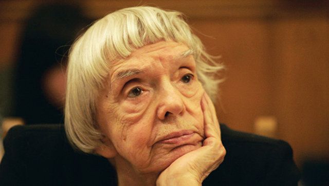 Умерла Людмила Алексеева, правозащитница. Об этом сообщил ее коллега Николай Сванидзе.