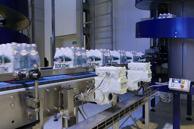 Завод воды "Боржоми" перестанет работать на неопределенный срок