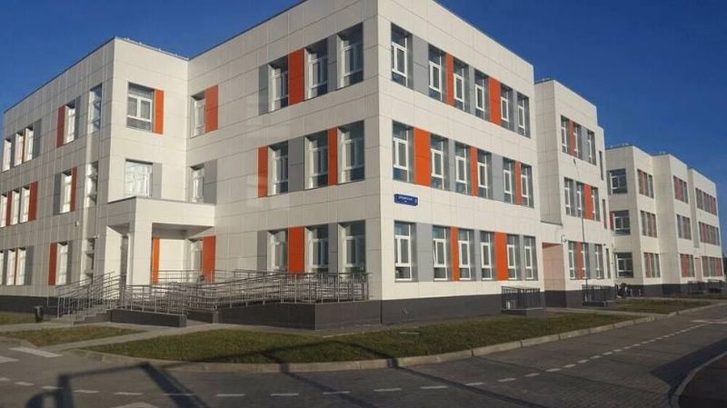 В подмосковном Видном трое детей пострадали при падении штукатурки в детсаду