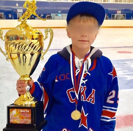 Mash на Мойке публикует момент смертельного попадания шайбы в 14-летнего хоккеиста