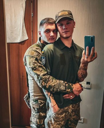 ЛГБТ-скандал в армии. Итоги 3 июля на Украине - бант-на-машину.рф