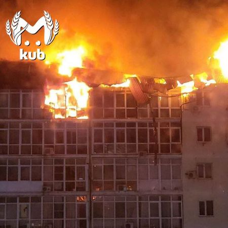 пожар в шувалихе собинский район. сгорел дом сегодня. пожар фото. дом горит. сгоревший деревянный дом.