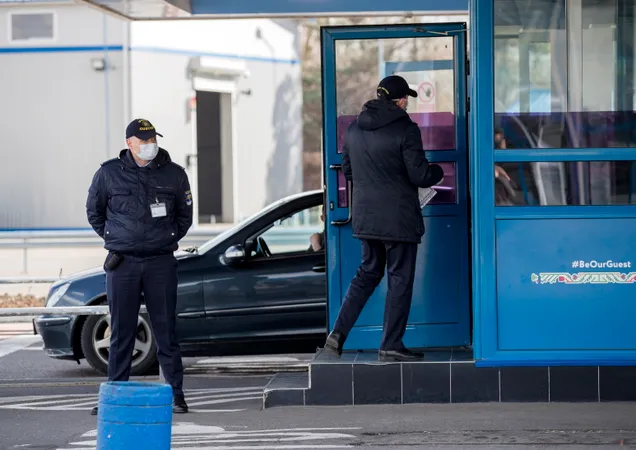 Фото: DUMITRU DORU/EPA