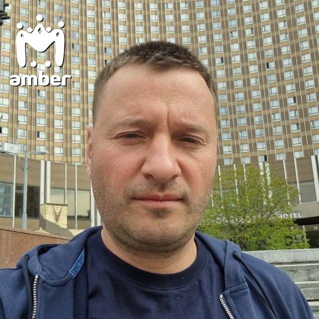https://static.mash.ru/unsafe/rs:fit:800:800/czM6Ly9tYXNoL2ltYWdlLzIwMjItMDctMDUvYmUyMTdiZmUtNmQxOS00NmQyLWIwNGMtMjMxODMxMDg4MWMwLzIzZjJjMTc3LTRhNjYtNTVhNi04Nzk5LWQ2ZjdlYjI3NmQ0ZC5qcGc