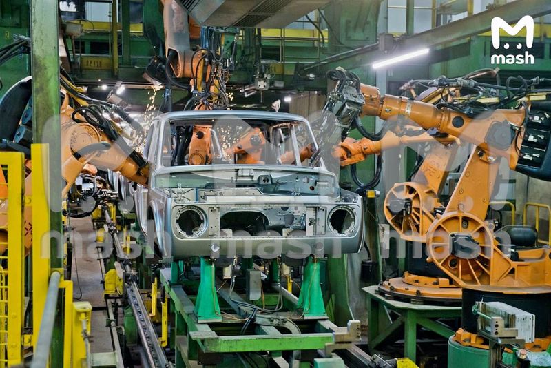 На АвтоВАЗе начали собирать "голые" внедорожники