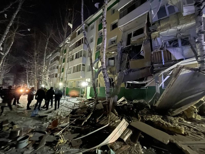 Взрыв дома произошёл на улице Мира в Нижневартовске: последние данные