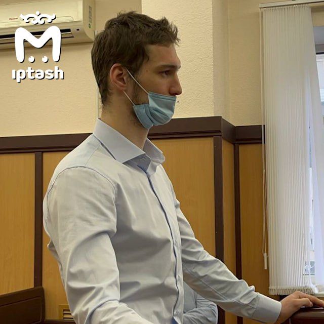 https://static.mash.ru/unsafe/rs:fit:800:800/czM6Ly9tYXNoL2ltYWdlLzIwMjMtMDEtMTEvOTAwMzk4YjktOGE1Ni00ZGM5LTgyMTItZDE2ZTUzZTljZGVkL2IzNzM0NGZjLWZhNTctNThlZS1hZTkwLWQwNzZlYWE5ZjlhZS5qcGc