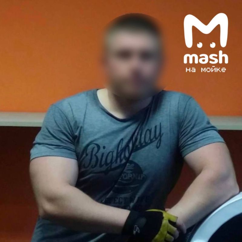 Охранника лицея в Невском районе арестовали за интимную переписку с 12-летней ученицей