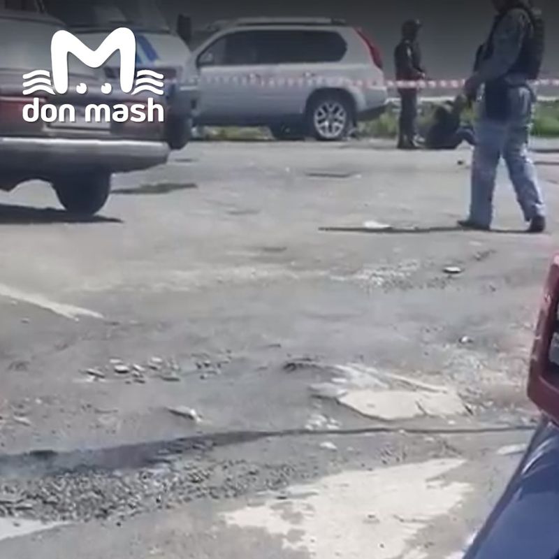 Силовики задержали мужчину, который размахивал гранатой в Новошахтинске