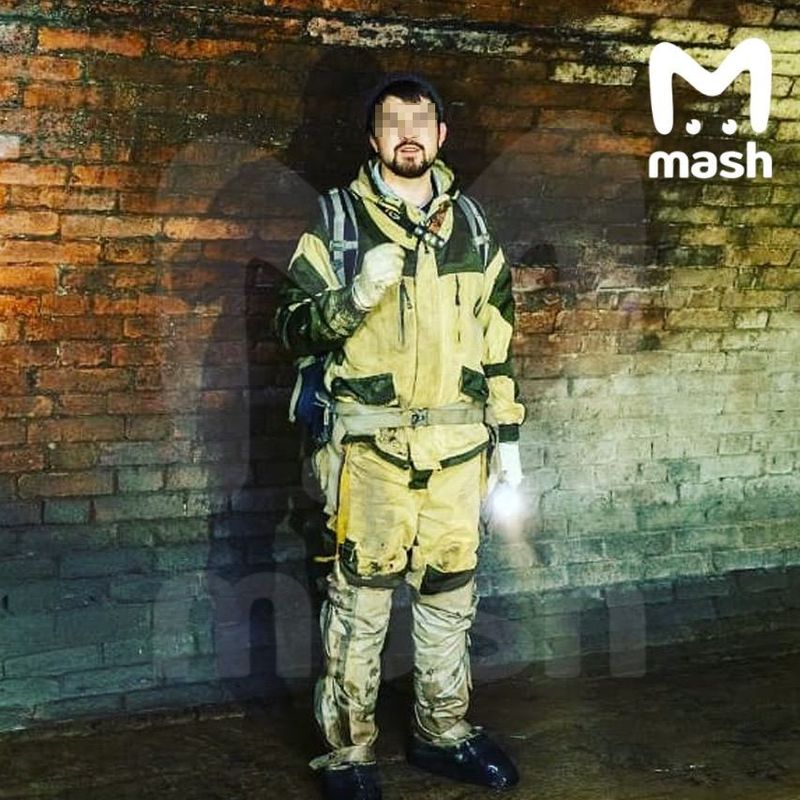 https://static.mash.ru/unsafe/rs:fit:800:800/czM6Ly9tYXNoL2ltYWdlLzIwMjMtMDgtMjEvNmM3YzgzZmUtMGVlNS00NDJkLTgxZWQtMTM5NmE0MDgyOWQ2LzQ0MmMzYTUxLWFjZWItNThlZi1hMTk5LWJlMjgwZGJjZWQzNS5qcGc