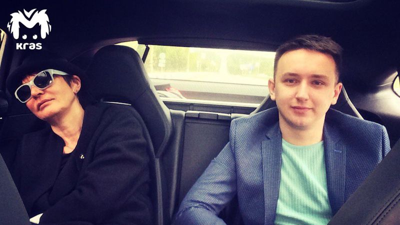 Мужчина ранил ножом организатора выступлений Ирины Хакамады в Красноярске