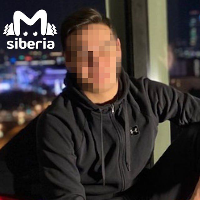 https://static.mash.ru/unsafe/rs:fit:800:800/czM6Ly9tYXNoL2ltYWdlLzIwMjMtMTEtMjcvMjIwMjllOWQtNjAyYi00NWY3LTljM2YtMzQxOTI3NDc3N2M3LmpwZWc