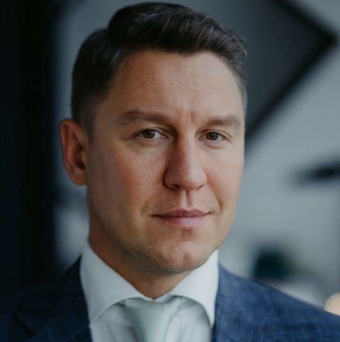 Главу "КирМоса" Сергея Миронова уволили из-за утраты доверия