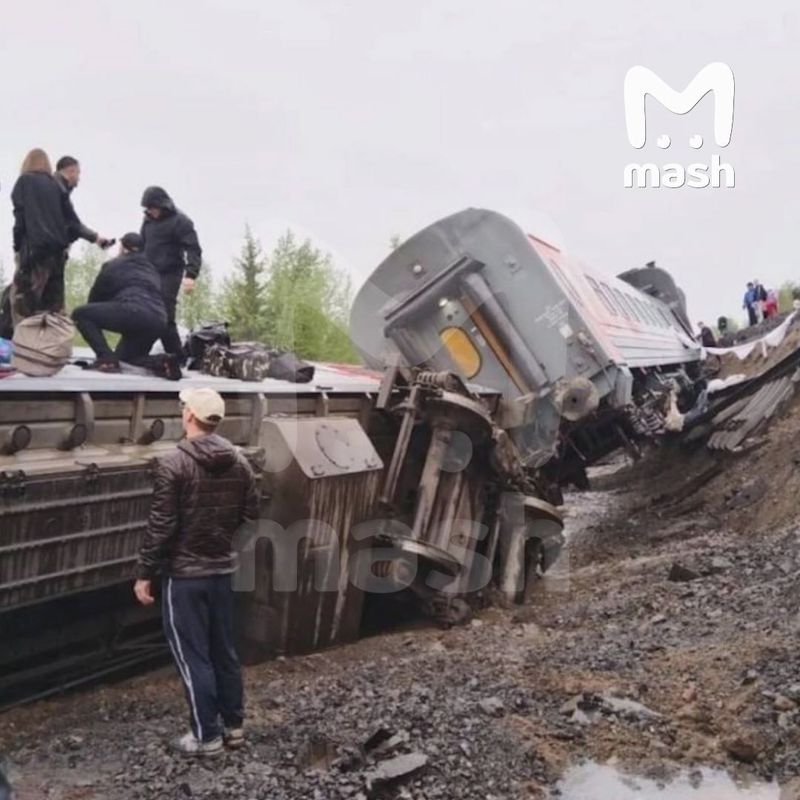 В Коми с рельсов сошёл поезд "Воркута — Новороссийск": что известно на данный момент
