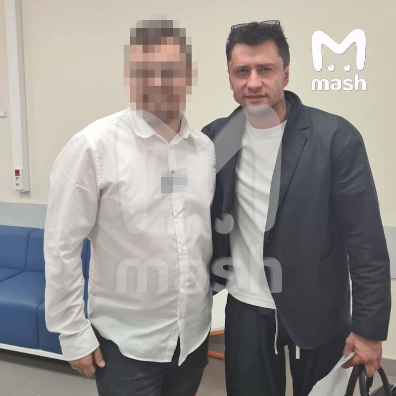 Актёр Павел Прилучный приехал в налоговую и потребовал снять аресты с его счётов