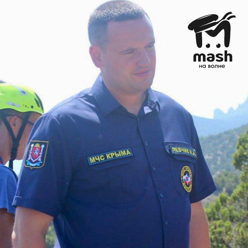 Помощника министра МЧС Крыма поймали за рулём "Рэндж Ровера" без прав