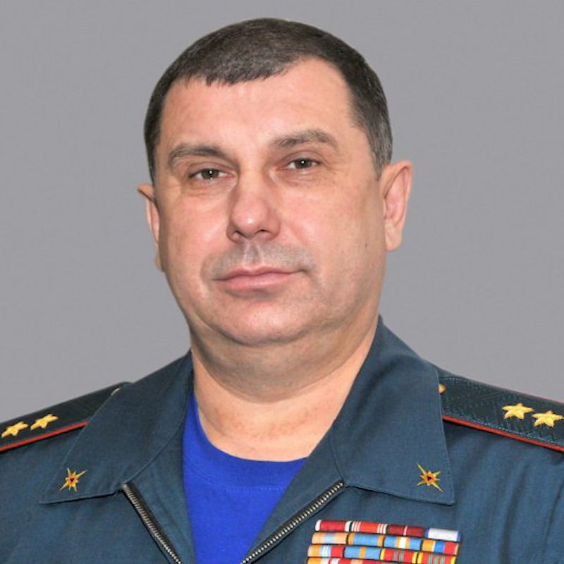 Начальник Ростовского областного МЧС освобождён от должности