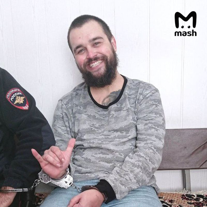 Блогера "Тринадцатого" отправили в СИЗО, его обвиняют в нападении на полицейского