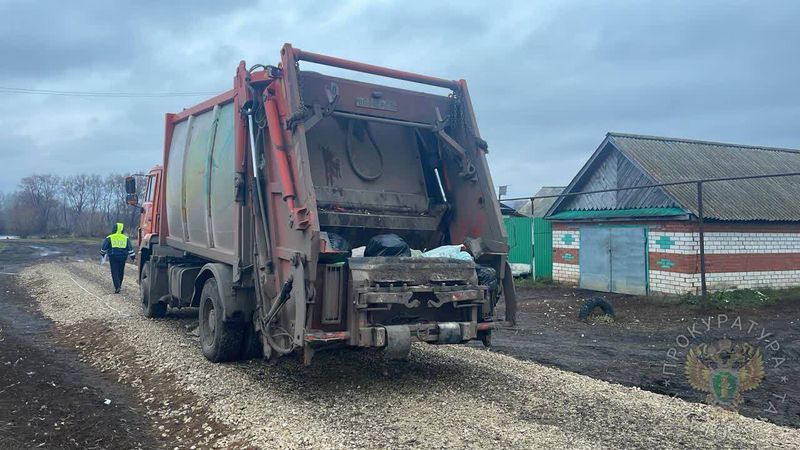 В деревне Танай-Тураево Апастовского района насмерть задавили грузчика