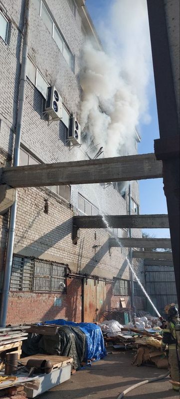Пожар на фармацевтическом складе в Железнодорожном районе