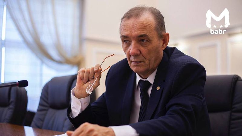 В Ангарске на депутата напали двое мужчин с битами