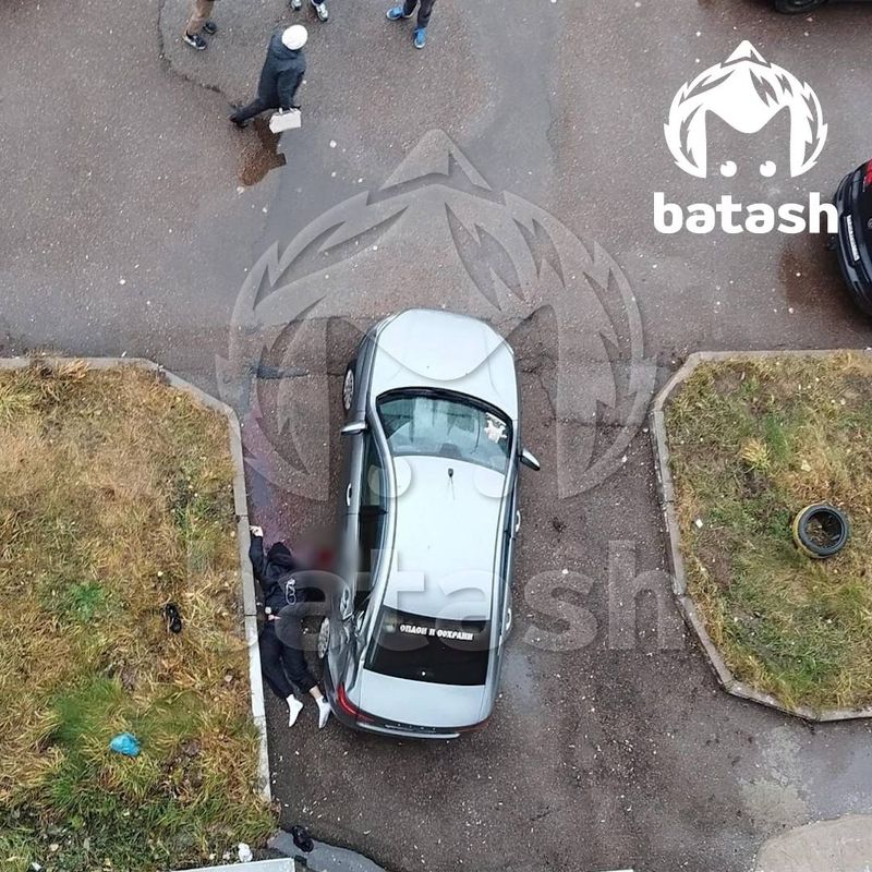 В Уфе на улице Бикбая мужчина выпал из окна